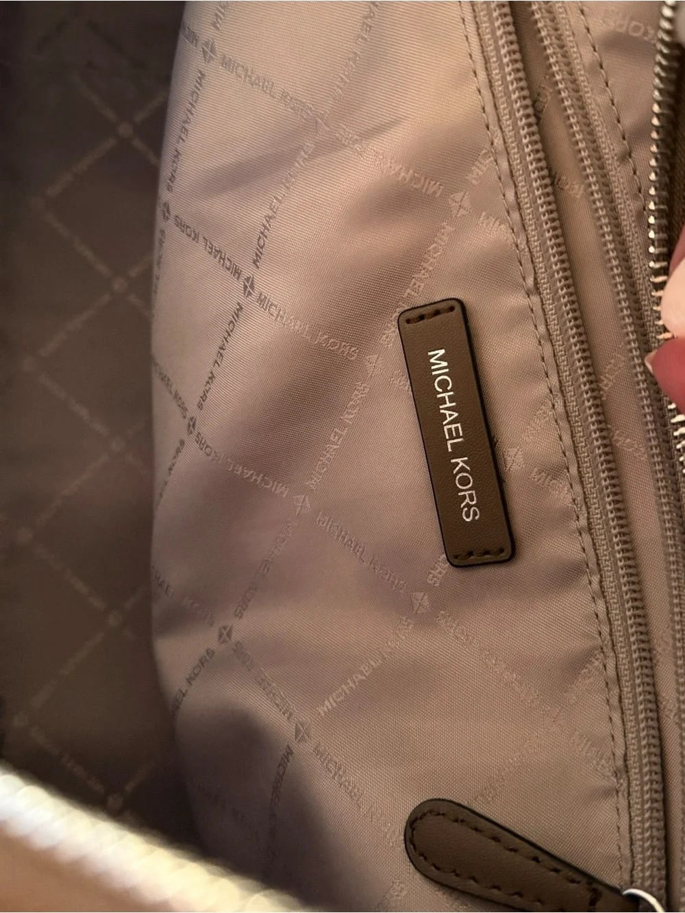 Michael Kors elegant pebbled